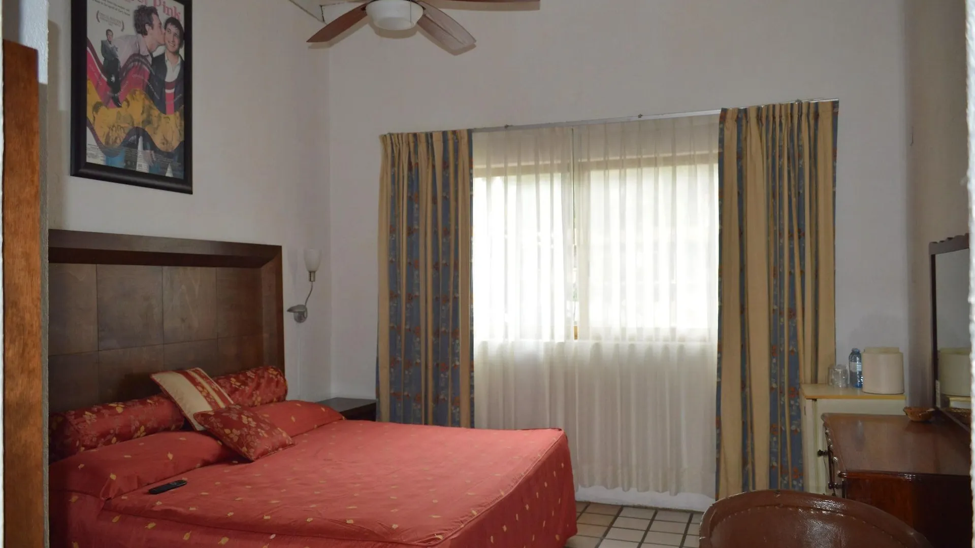 Hotel Mercurio - Gay Friendly Puerto Vallarta