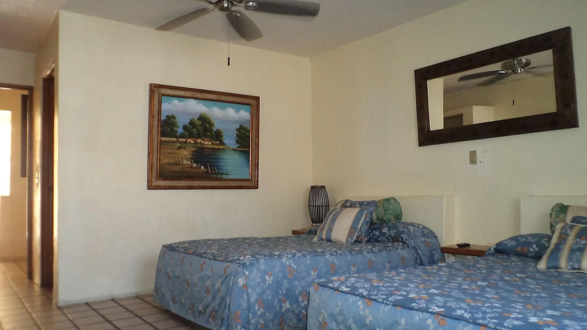 Hotel Mercurio - Gay Friendly Puerto Vallarta