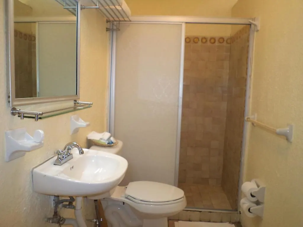 Hotel Mercurio - Gay Friendly Puerto Vallarta